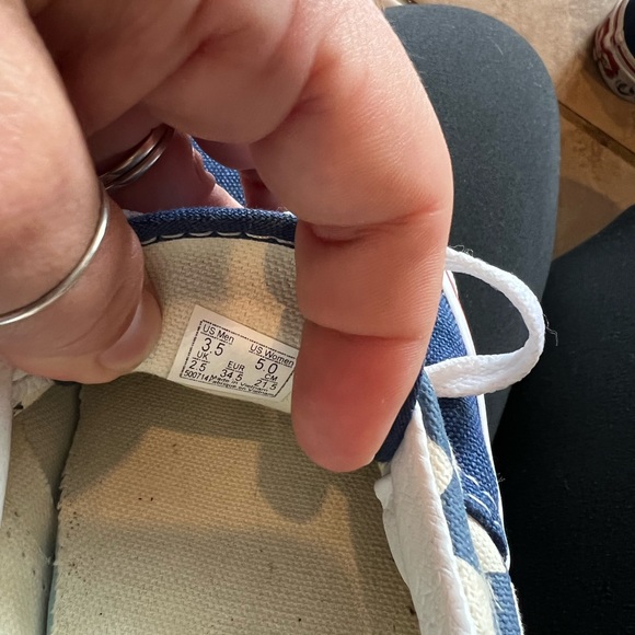 Like New vans - Picture 3 of 3